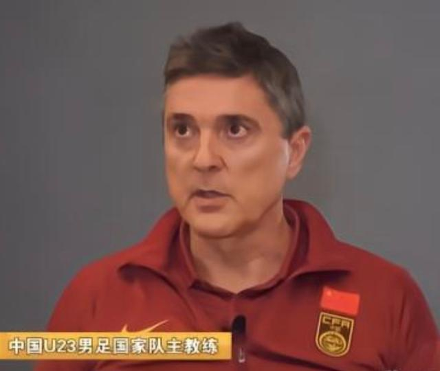 九游游戏平台-中国足球必须感谢他：拜合拉木透露安东尼奥3细节令人动容！|中超|U23亚洲杯|山东泰山|足协|前锋_新浪体育_新浪新闻